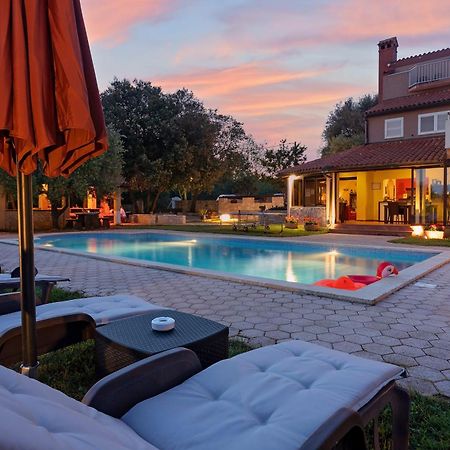 Guesthouse "Barboska" - Big Outdoor Swimming Pool & Private Tennis Court Vodnjan Dış mekan fotoğraf