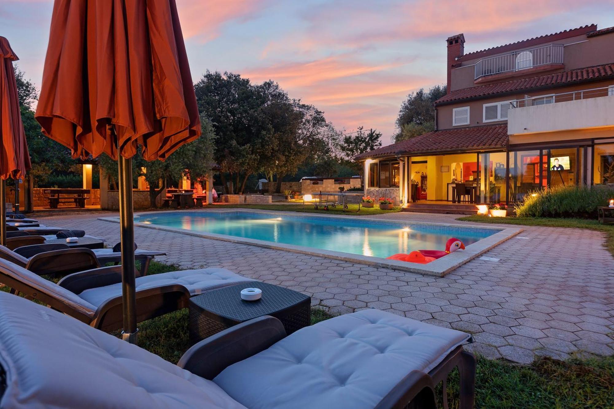 Guesthouse "Barboska" - Big Outdoor Swimming Pool & Private Tennis Court Vodnjan Dış mekan fotoğraf